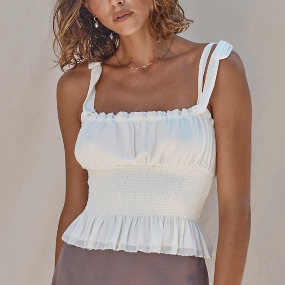 Aritzia Wilfred Ballad Camisole